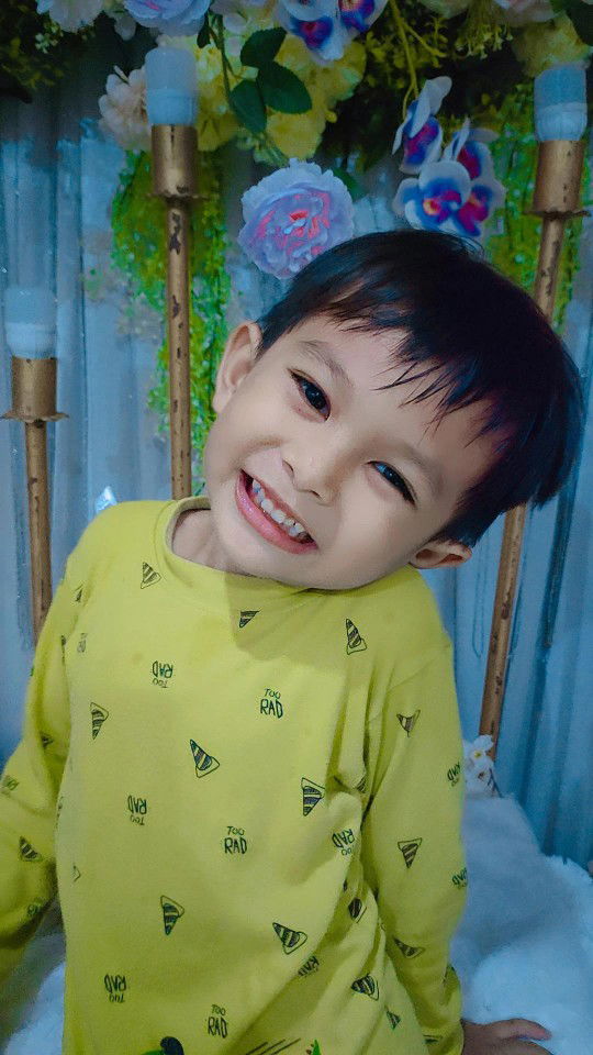 ayu permata sari profile icon