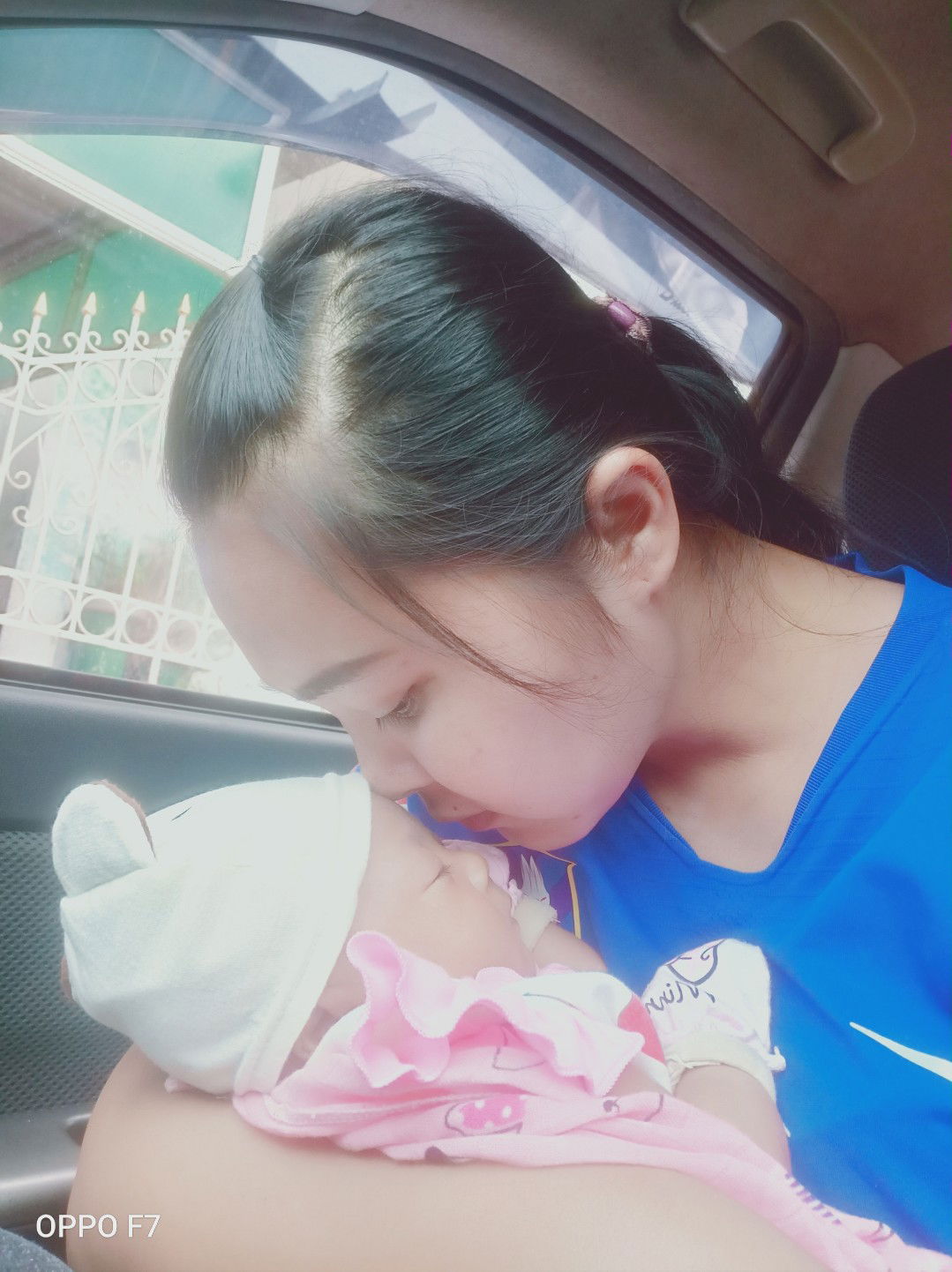 Sirirut Petchleab profile icon