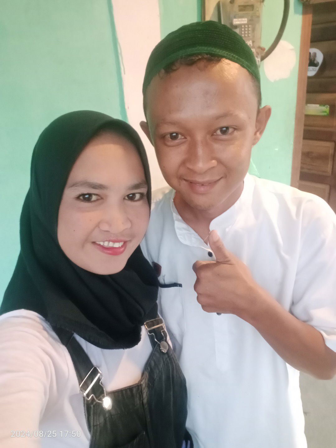 Reni Anggraini profile icon