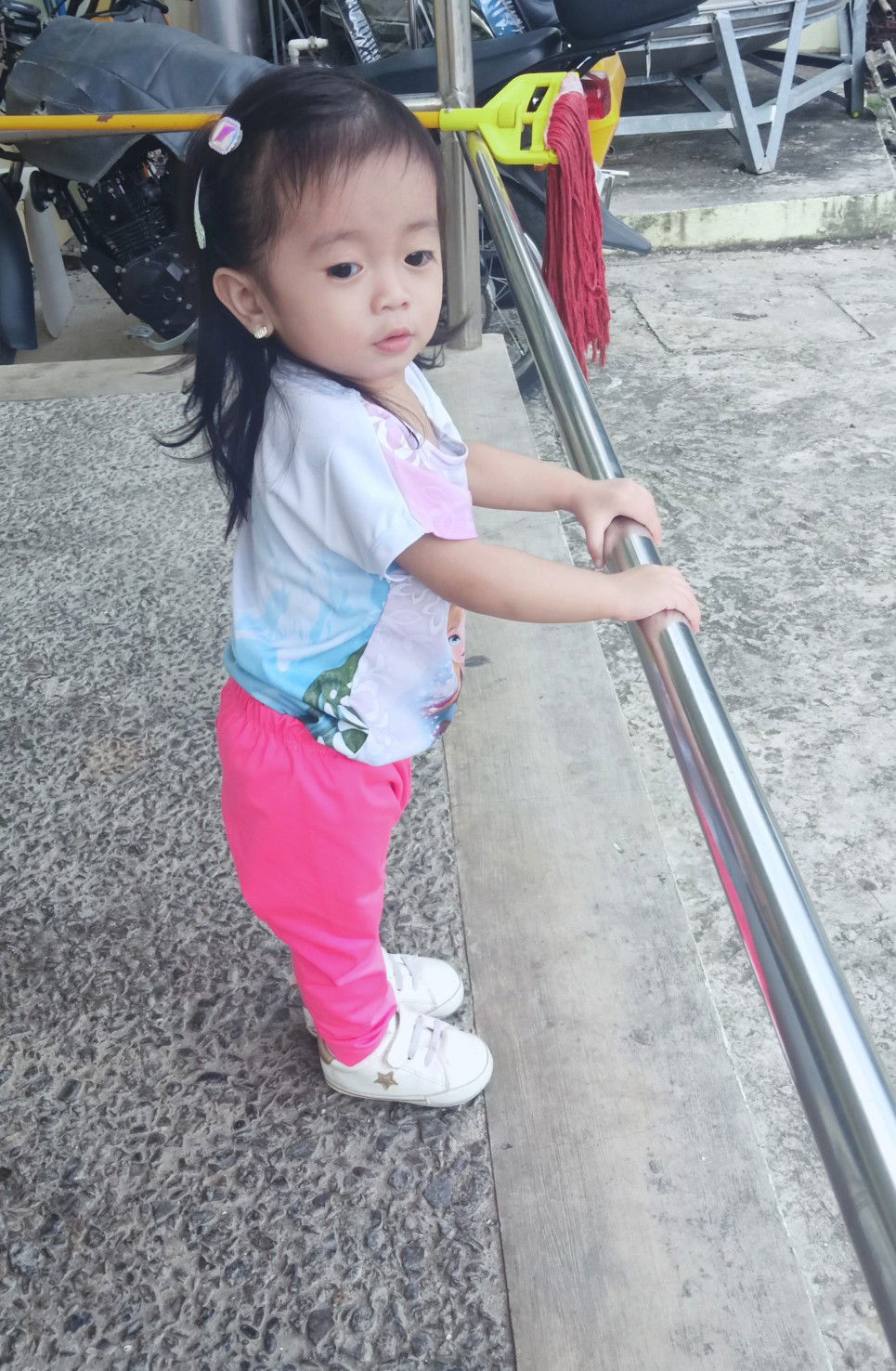 should I stop breastfeeding to increase my baby's appetite for solid food?