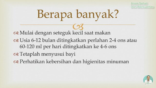 Kapan dan berapa banyak bayi minum air putih?