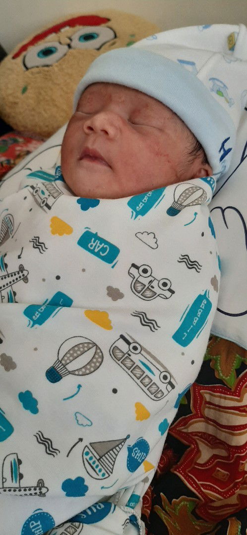 akhirnya baby louncing