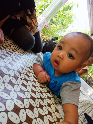 Bayi 5 bulan