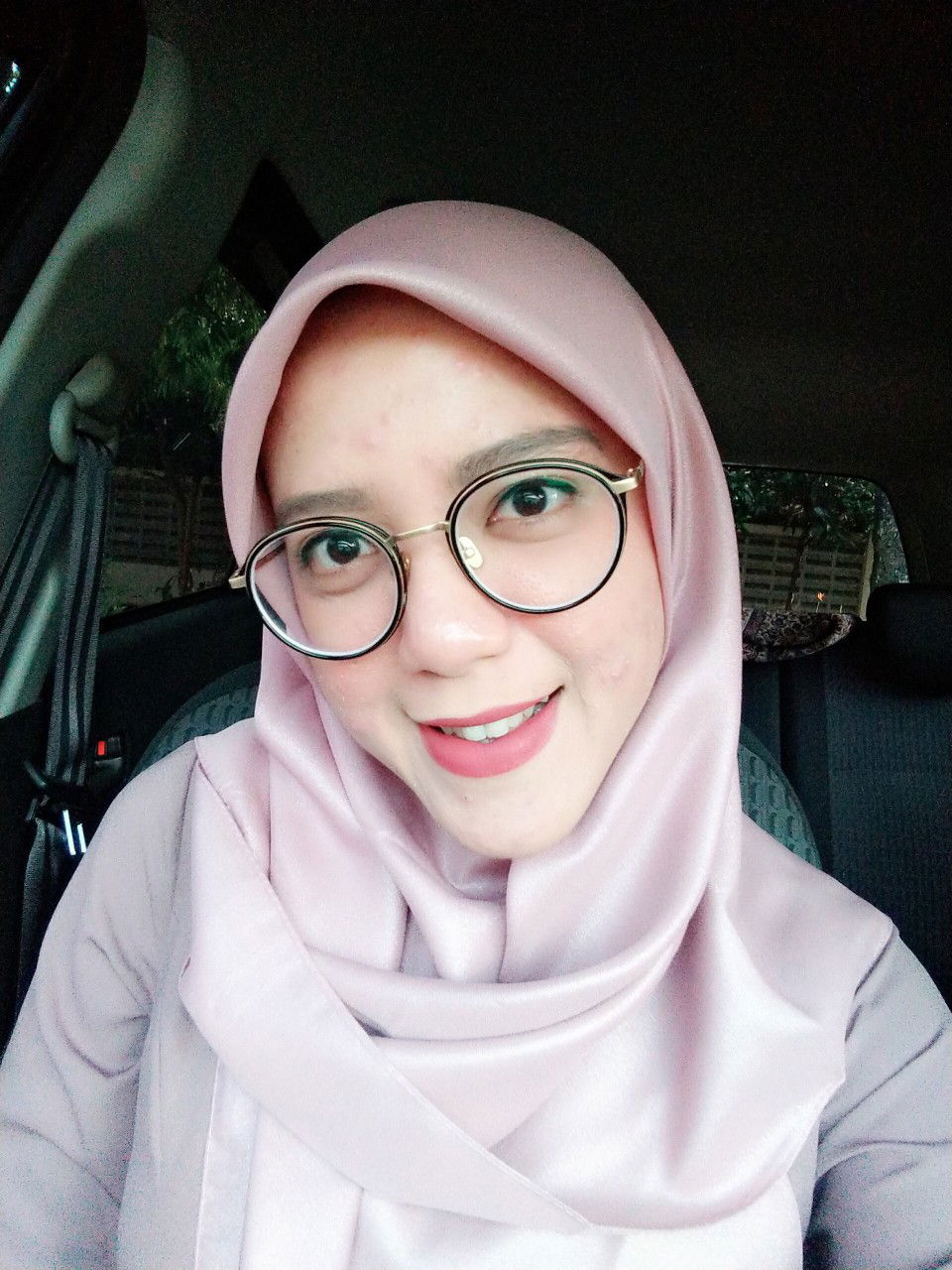 Annisa Fatwarini profile icon