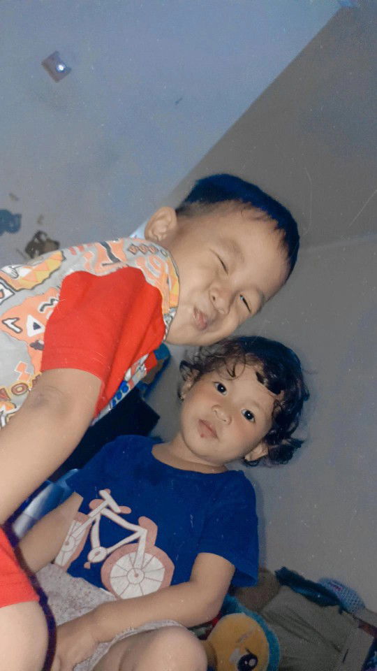 Ayu Rizkiyani profile icon