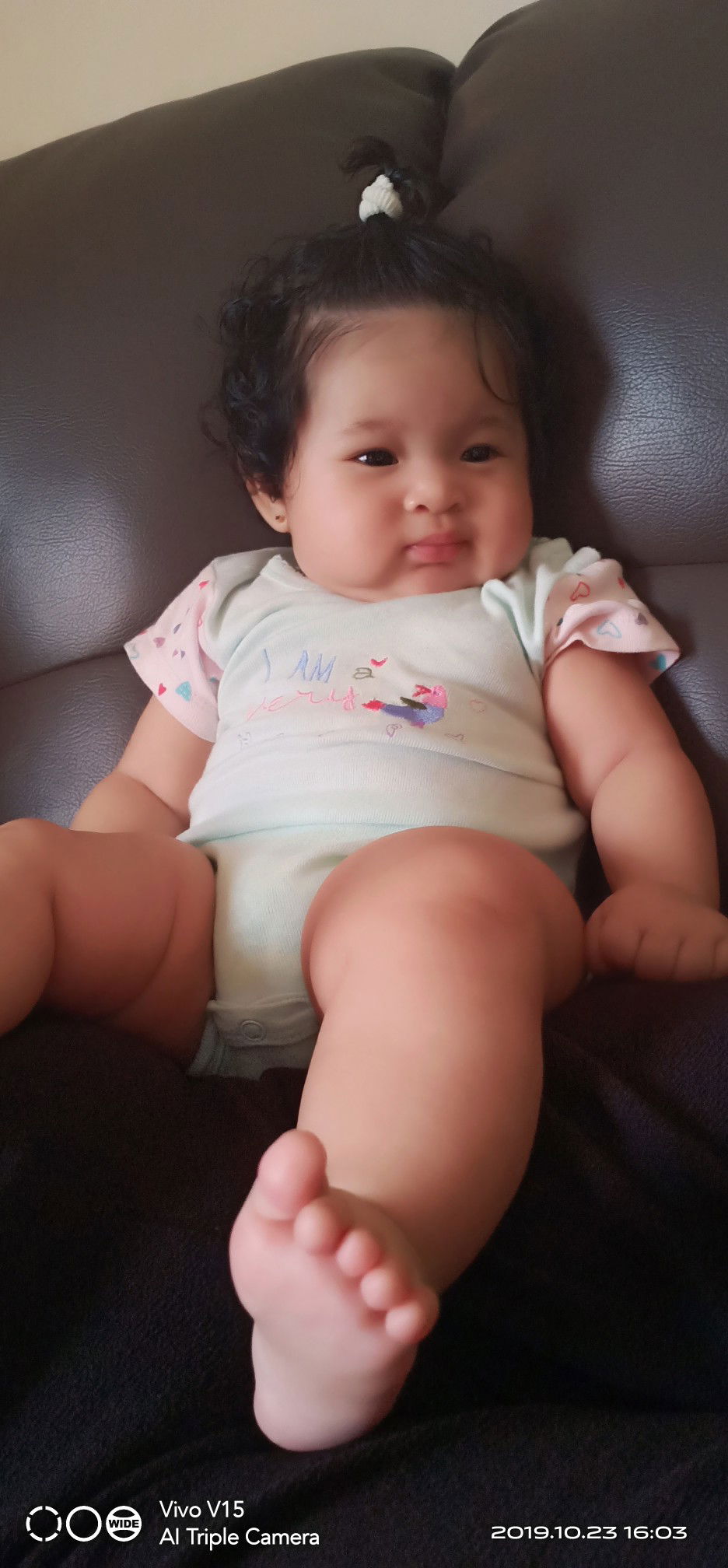 4 bulan belum bisa tengkurep .. wajar gak siih