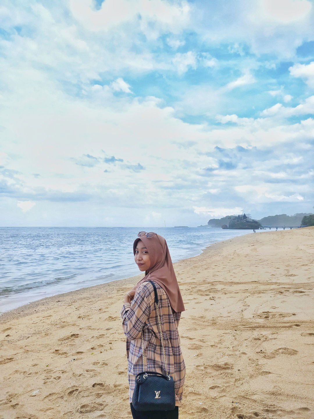 Tri Wahyu Nurmavina profile icon