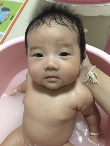 อาบน้ำ