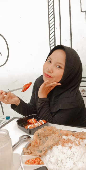 zakia sandra profile icon