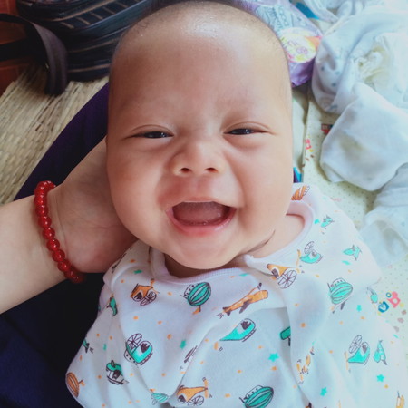 น้องอะตอม
