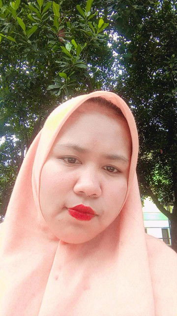 Marina Refi Dewanti  profile icon