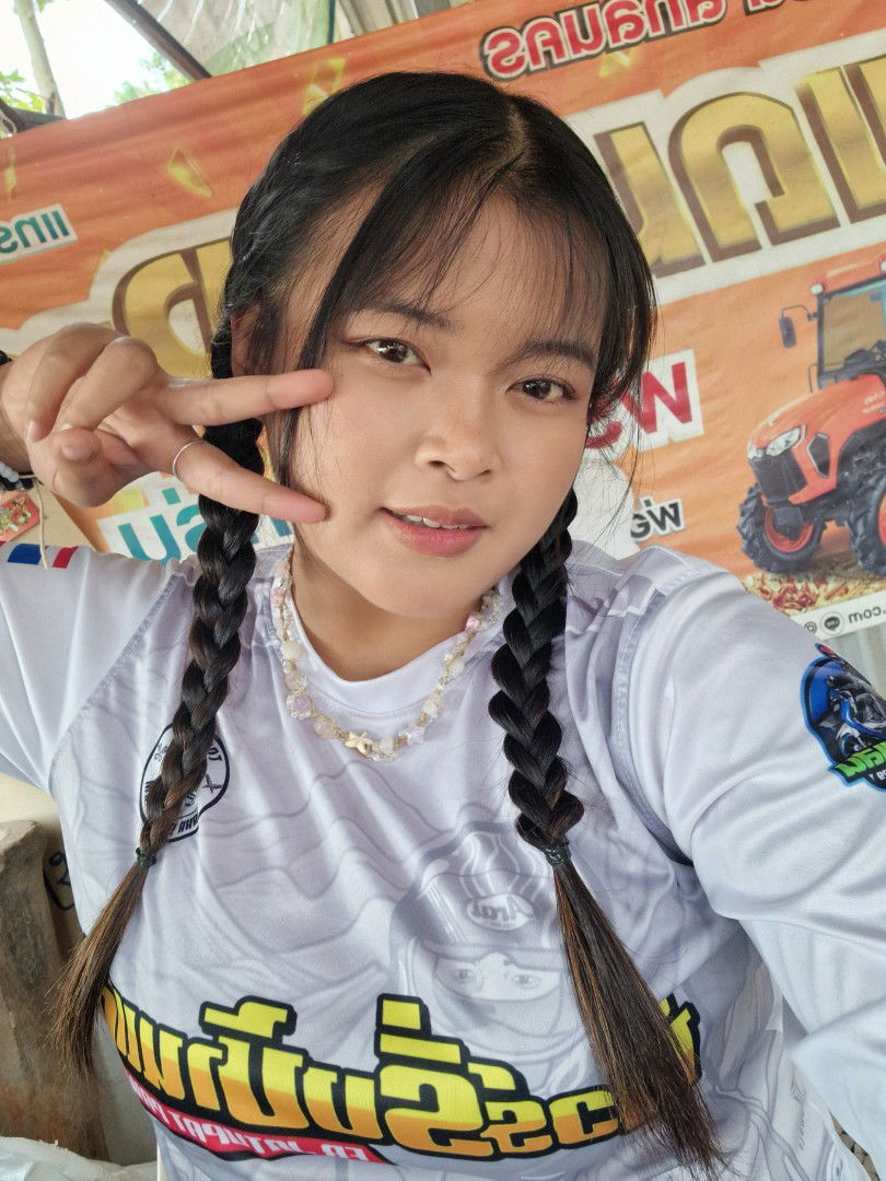 เฟิร์สคิส profile icon