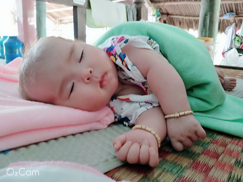 làm sao cho bé ti bình