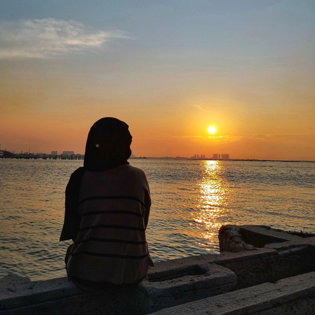 Mrs. Suderajat profile icon