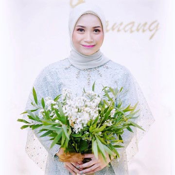 Devi Safitri profile icon