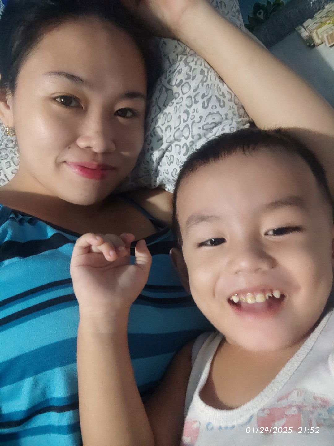 Grace joy Mimis profile icon