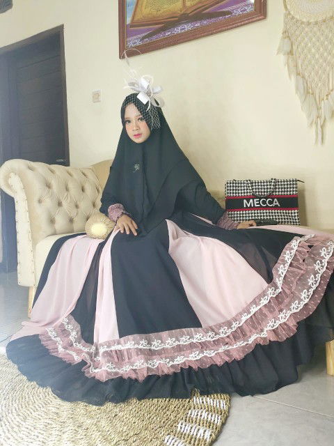 rara daniella profile icon