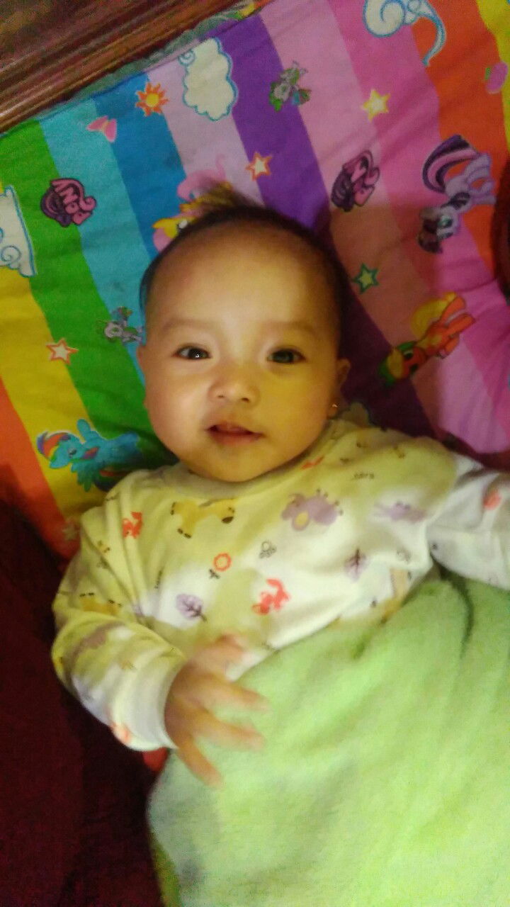 anak 5 bulan 8 hari belum bisa berguling