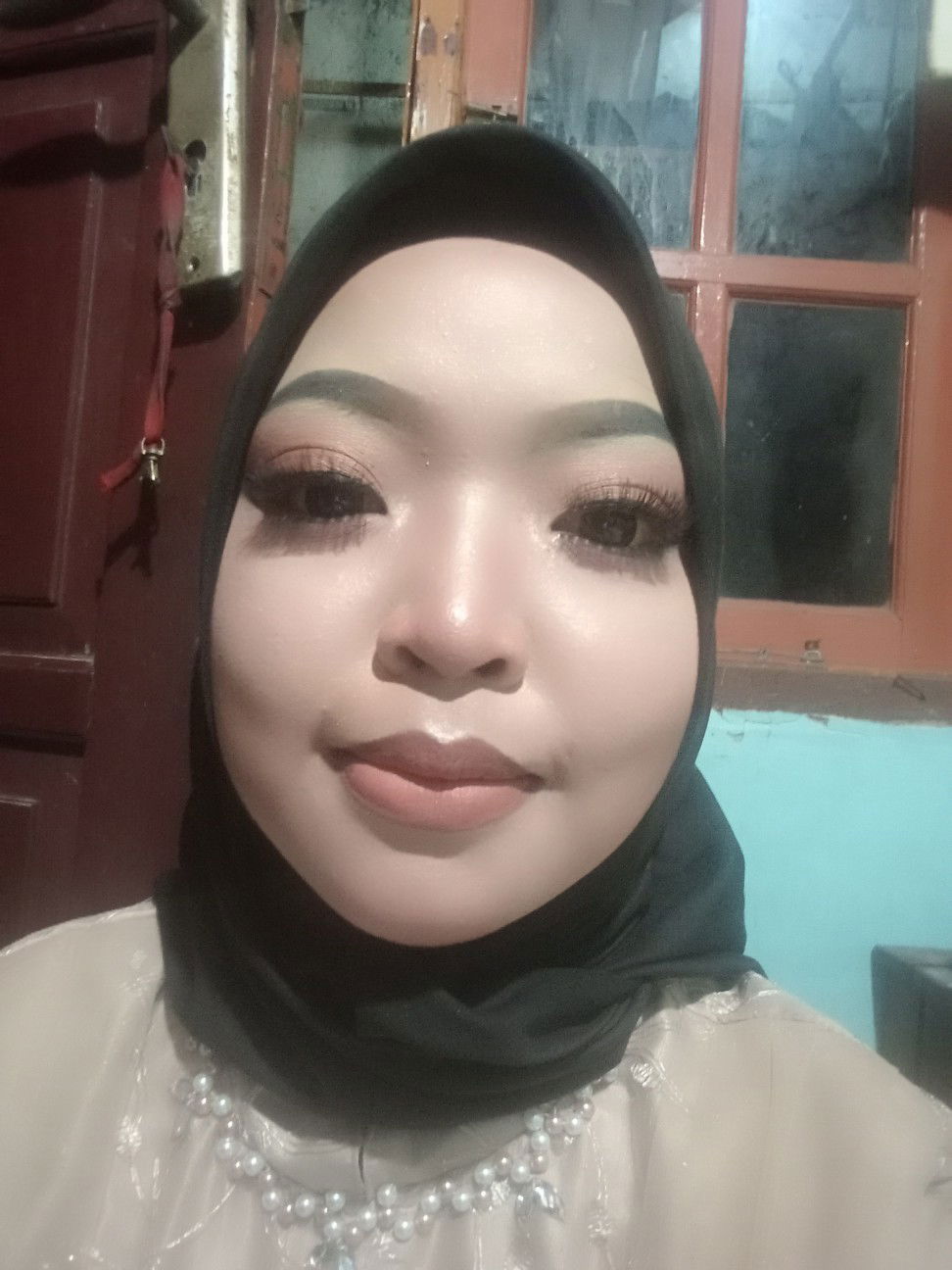 Yungg Curhatt profile icon