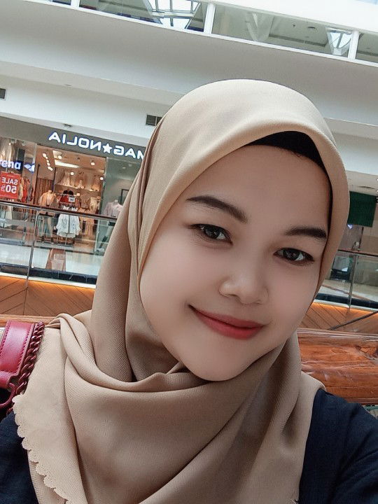 Yuni Ariyani profile icon