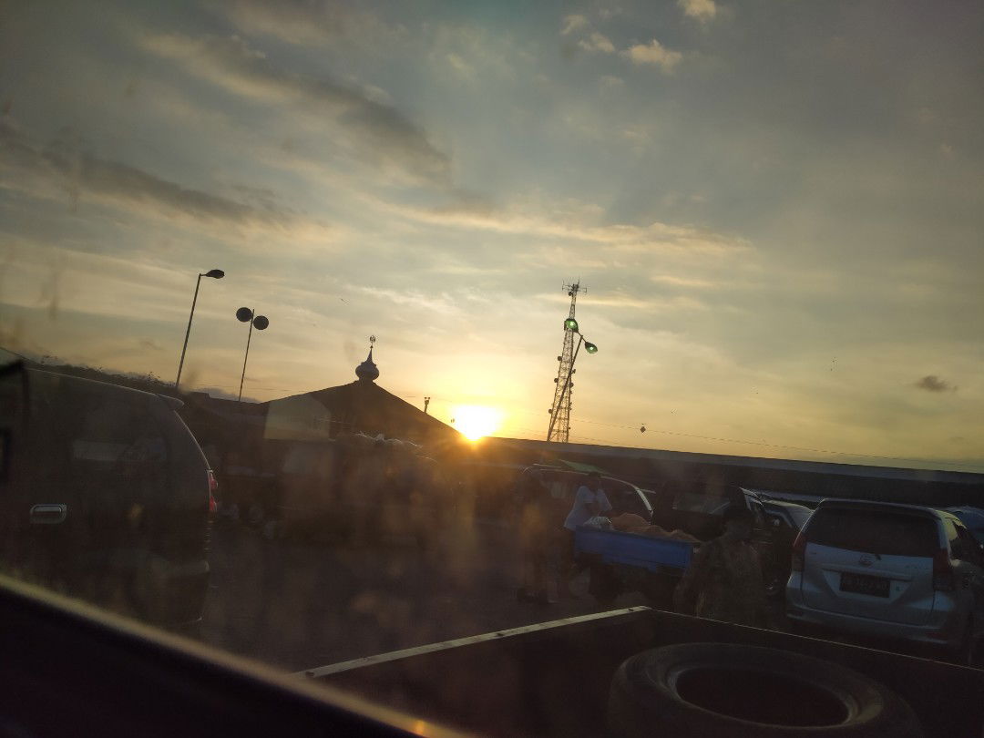 Viki Indri profile icon