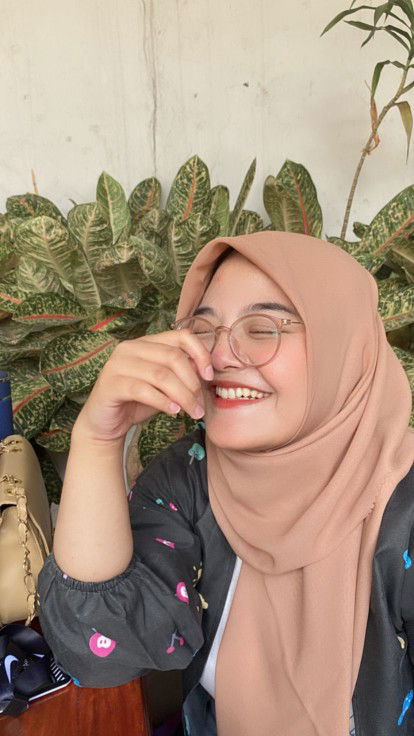 IMMAWATI 2425 profile icon