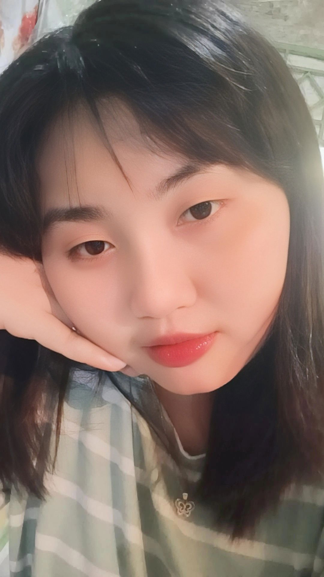 riana mulyani profile icon