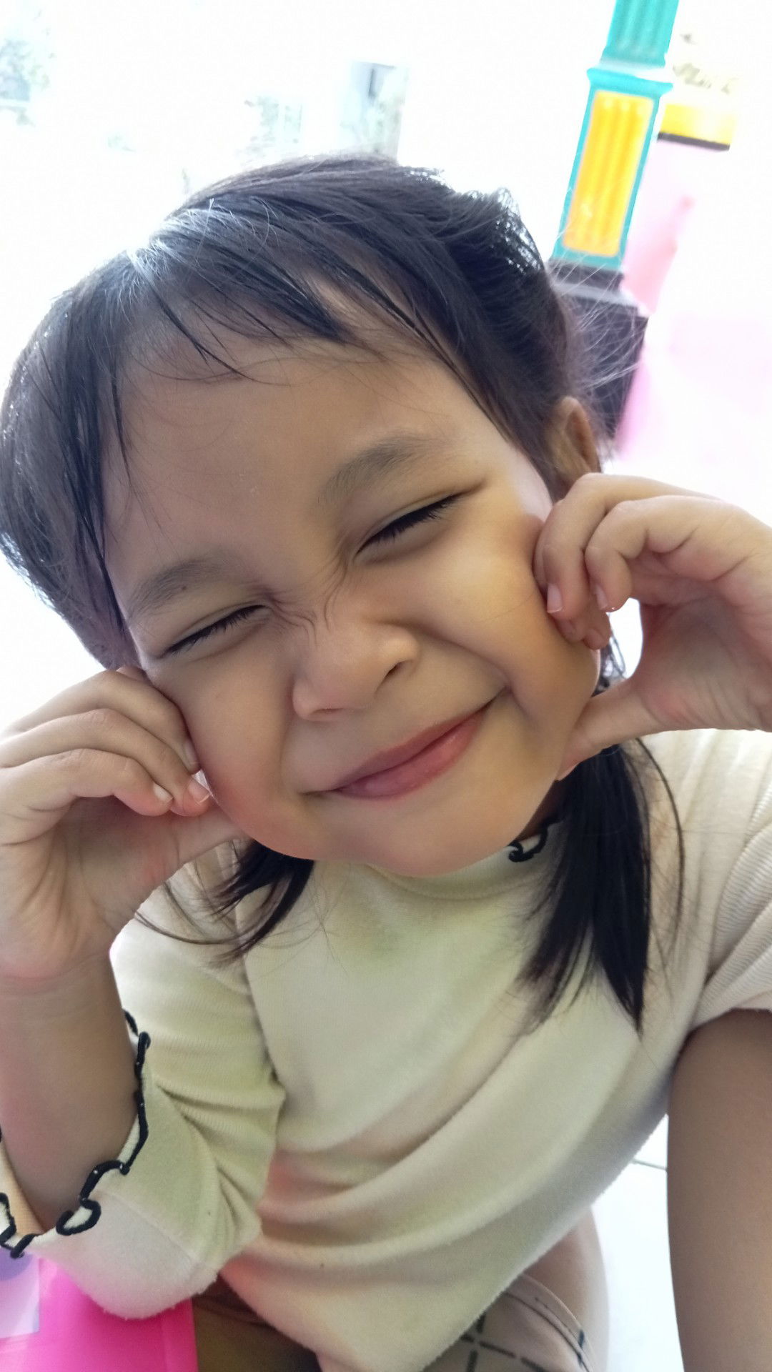 Nafisa's Mom profile icon