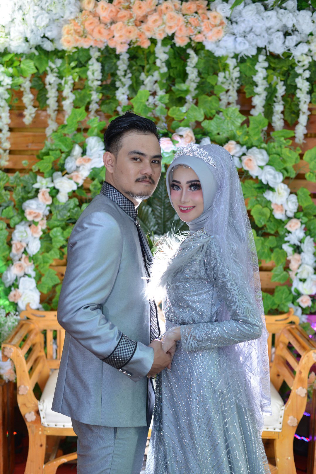 Dewi isna profile icon