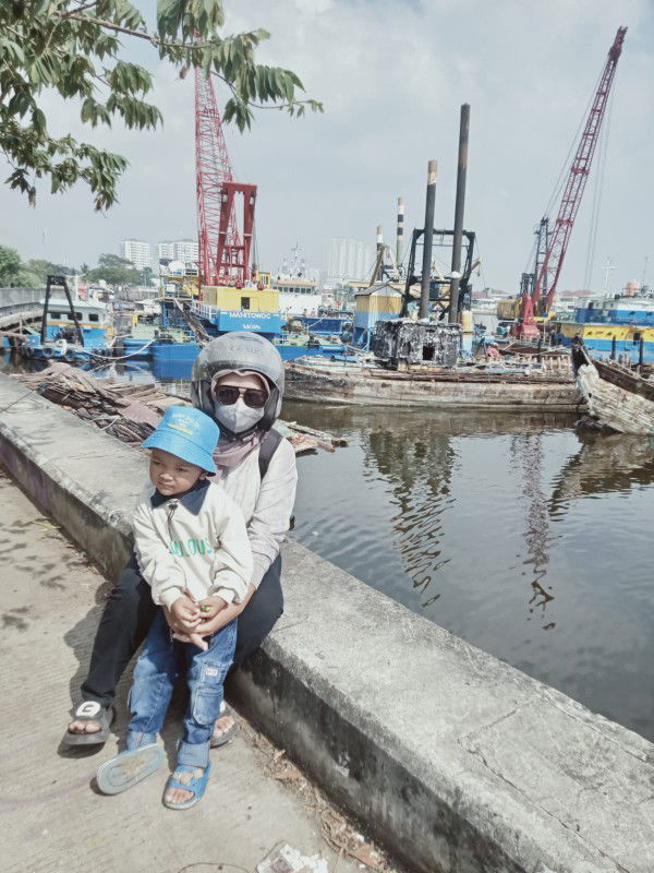 Lutfi Novitasari profile icon