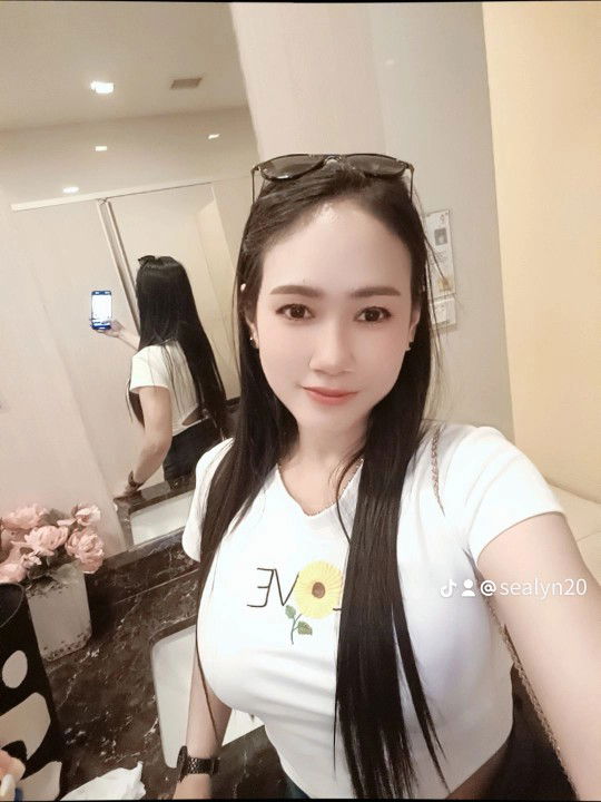 ปิยวรรณ รุ่งรัตน์ profile icon