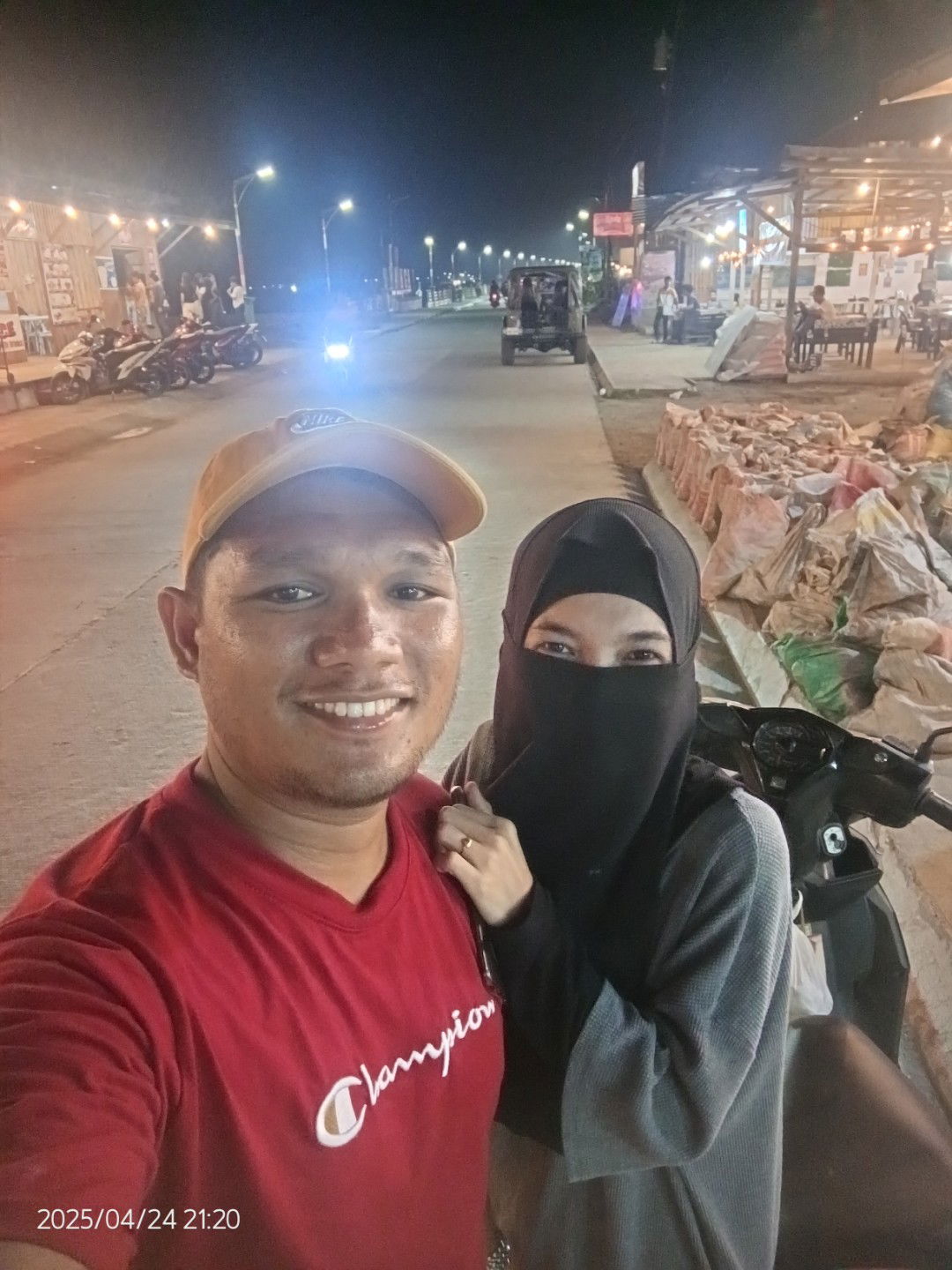 Nurfadzna Ensanah Sauddin-Albani profile icon