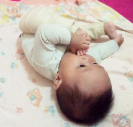 ngisepin jempol kaki