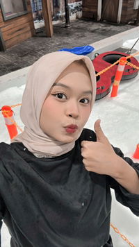 Intan Novianti profile icon