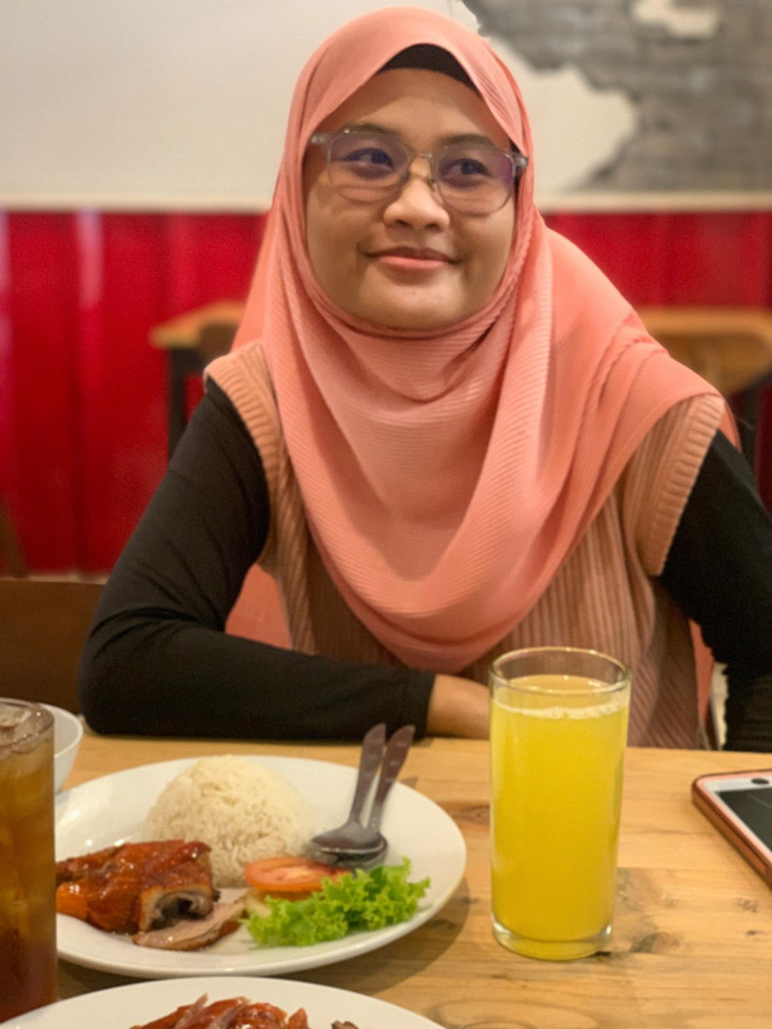 Isna Khuluqi profile icon