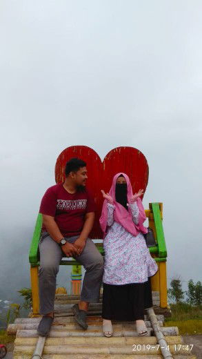 Tsania Idrus profile icon