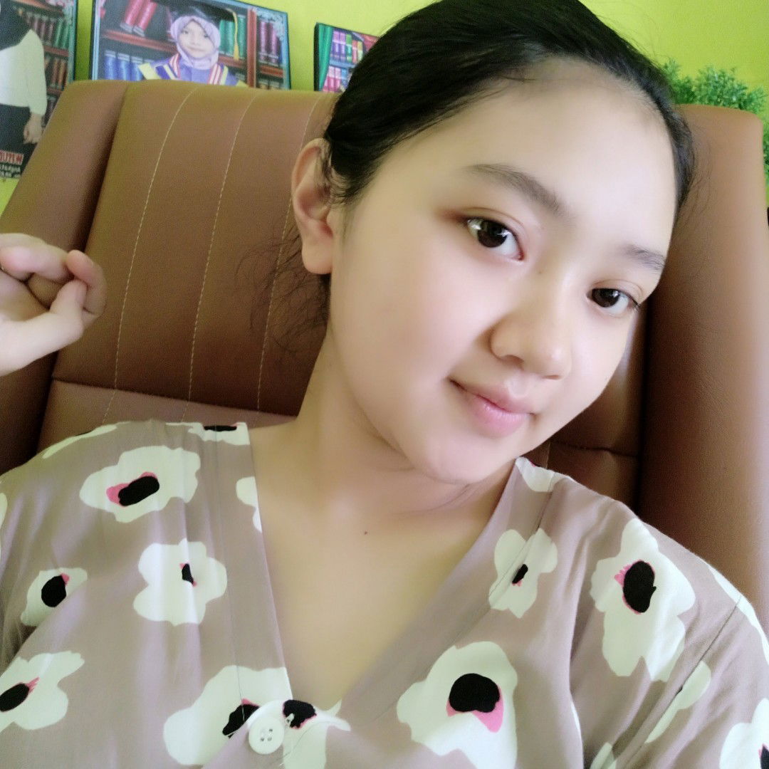 Yesi Felianaa profile icon