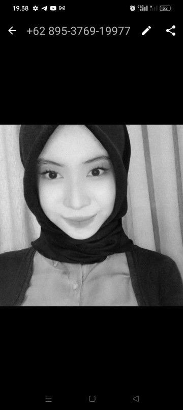 Putri Rahayuningtyas profile icon