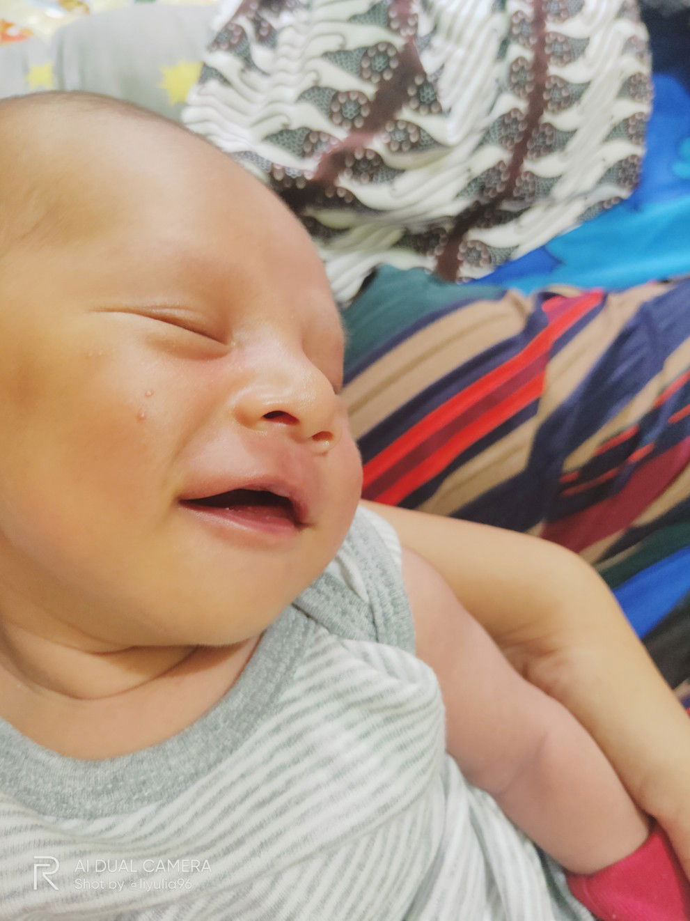 Yulia Oktora profile icon