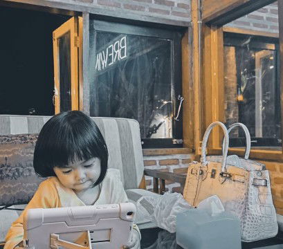 Nari Andana profile icon