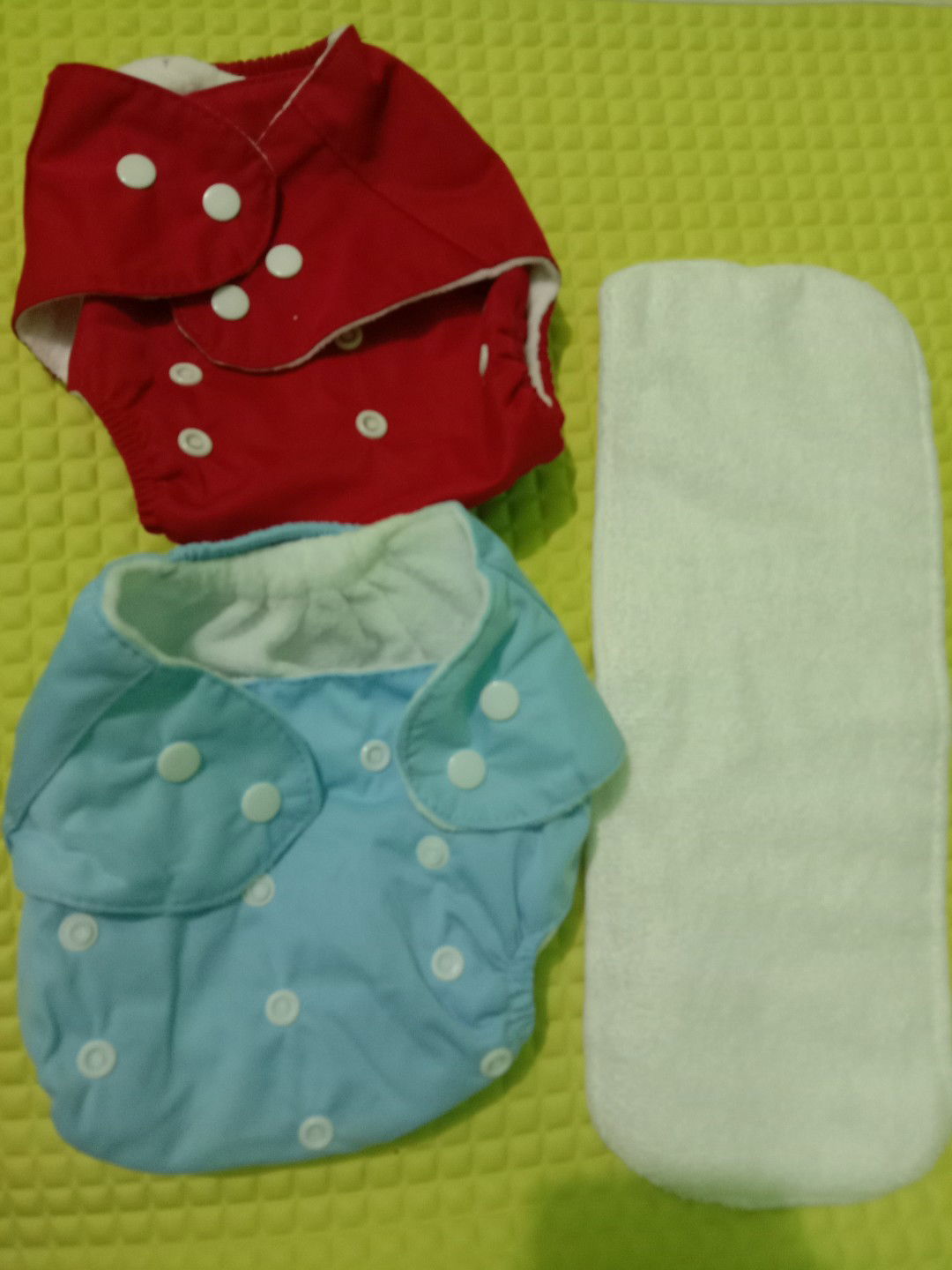 Ada yang pernah pakai cloth diaper?