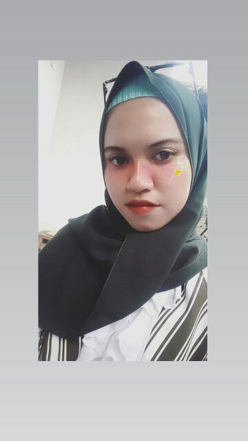 Triyana Sari profile icon