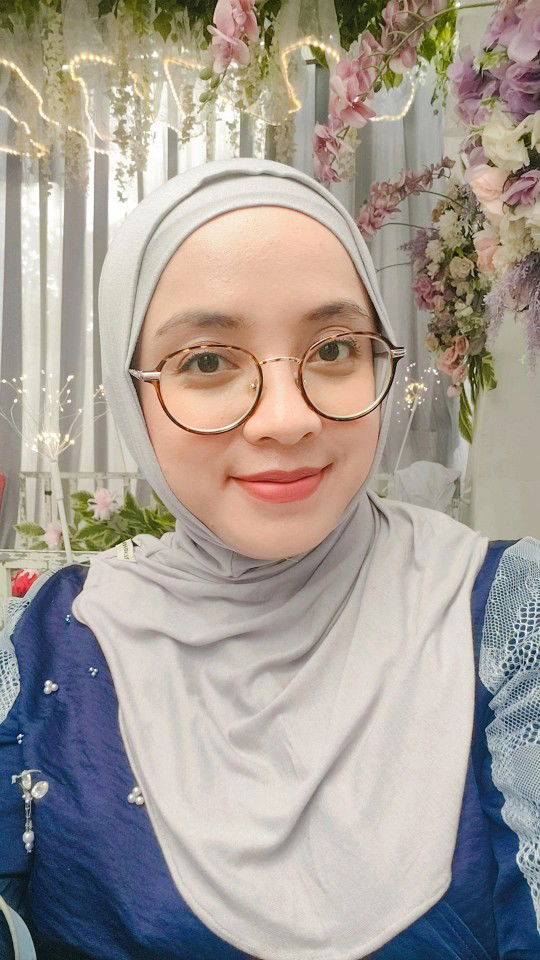 Ika Lasnawati profile icon