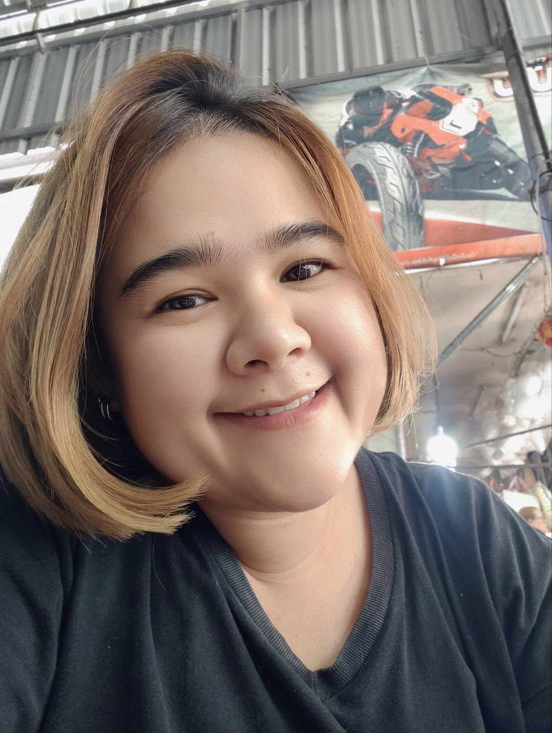 นู๋อิ๊ฟ แฟรนลี่ เสริมสวย profile icon