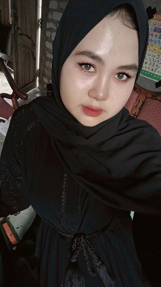 Lely Erina Puspitasari profile icon