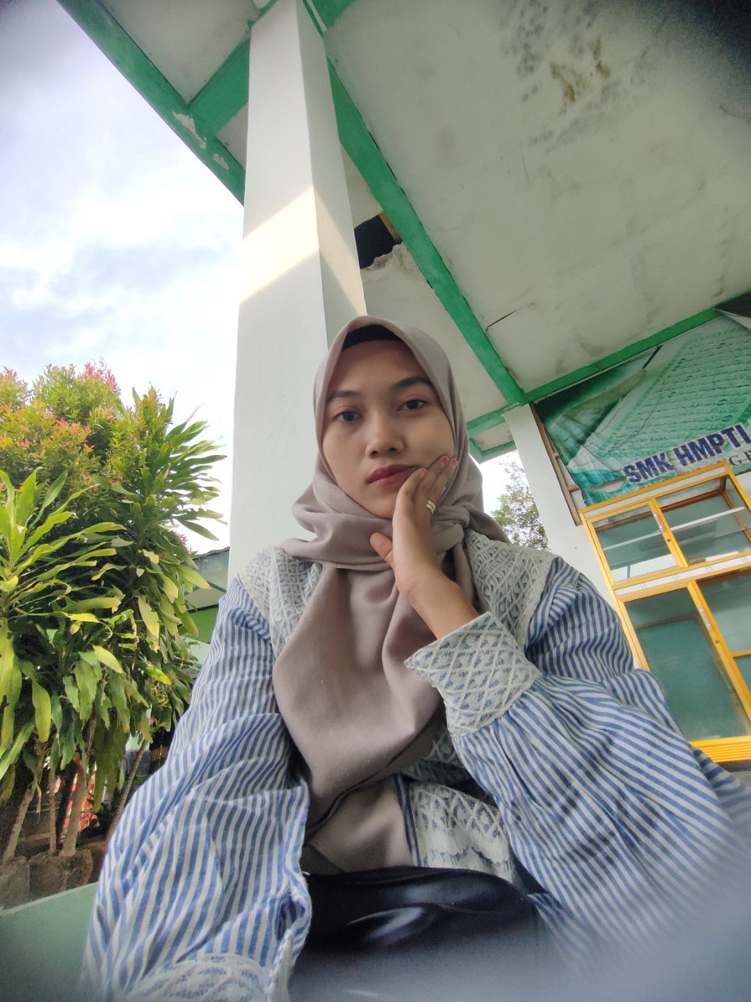 Bella Elvira profile icon