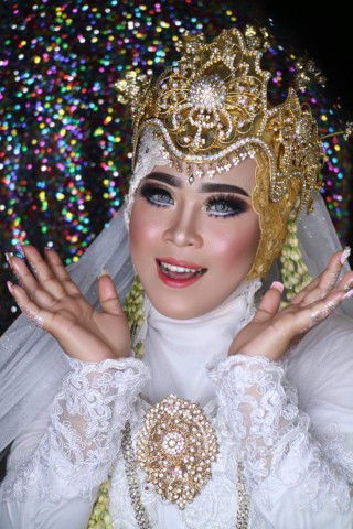 Indriyani profile icon