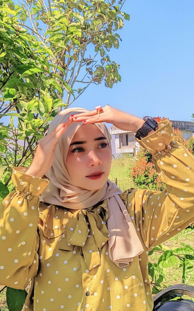 Neni Lusmini profile icon