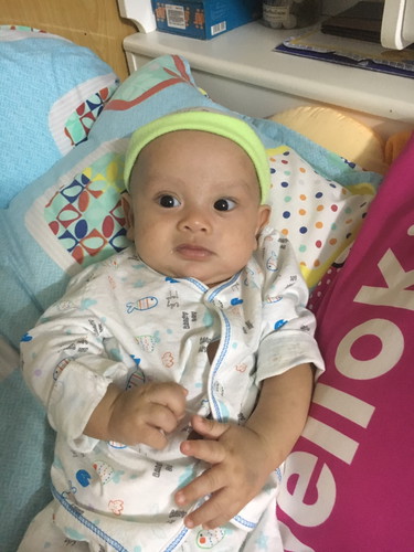 น้องไม่อึ