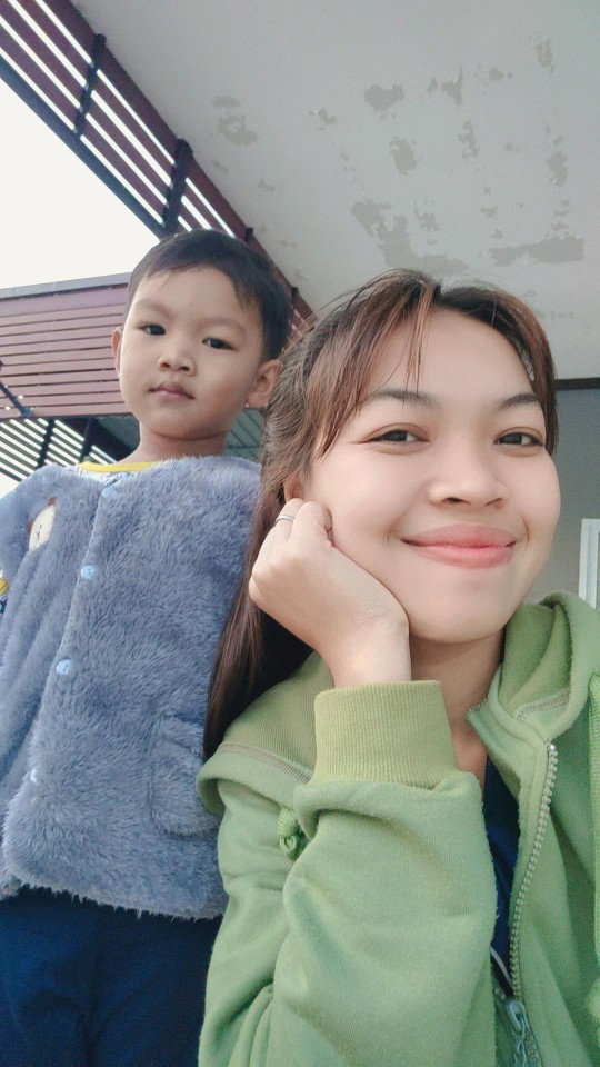 Titipron Manoam profile icon